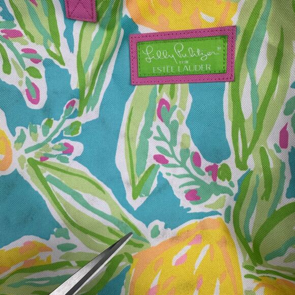 Lilly Pulitzer x Estee Lauder Womens Lemon Multicolor Tote Cosmetic Bag Set - Picture 3 of 10